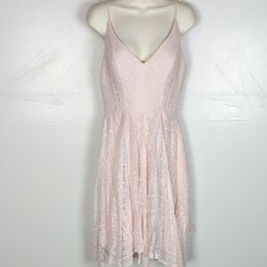 JJ's House NWT Beautiful Lace Dress